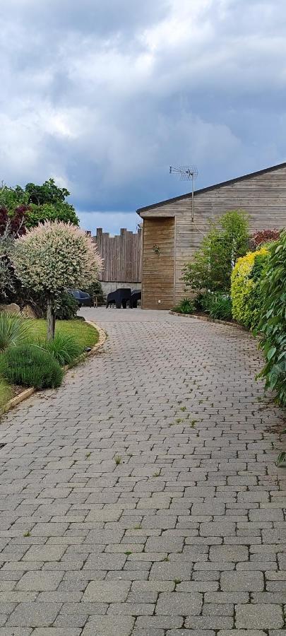 38 M2, Au Calme Reposant, Près Du Puy /fou *